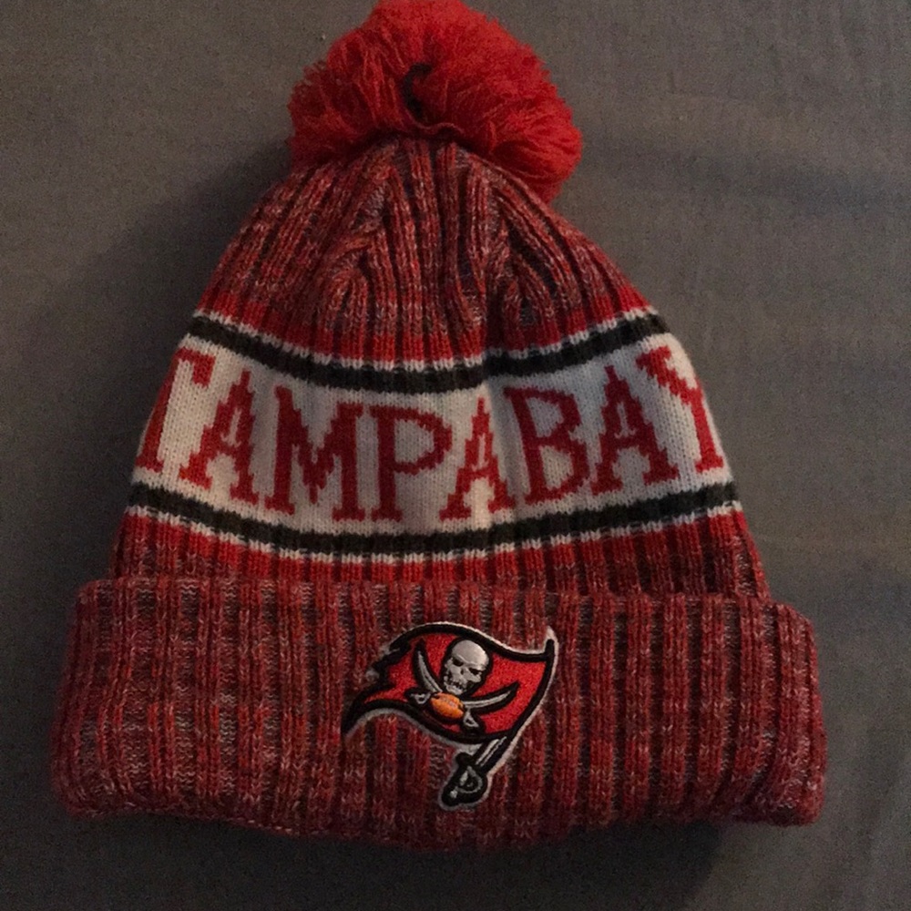 TAMPA BAY BUCCANEERS Official Team Knit Hat